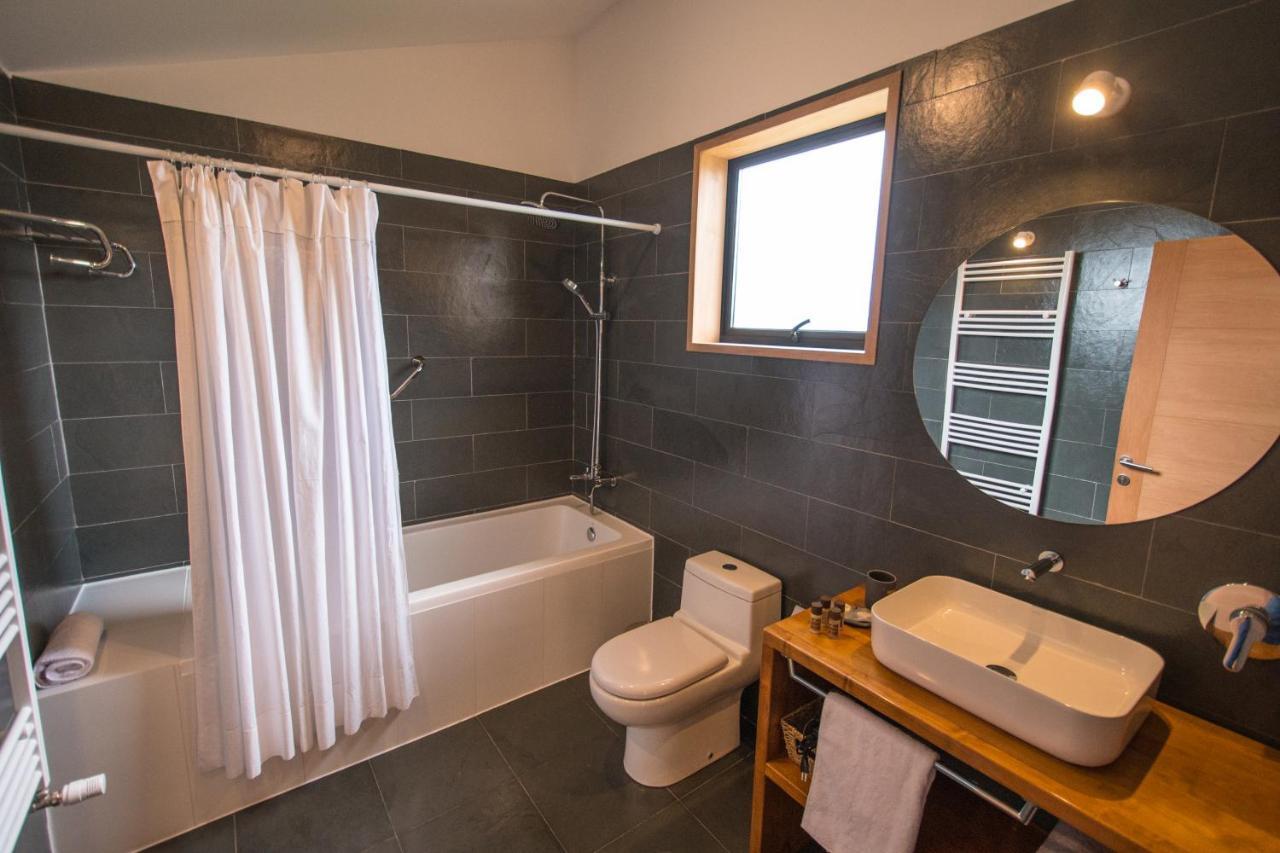 Line Hotel Patagonia Puerto Natales Buitenkant foto